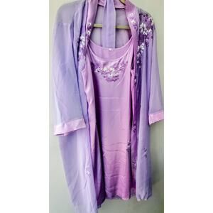 2 Piece Lavender Floral Nightie with Sheer Cover Up Robe - Size 2X EUC